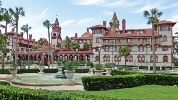 Top dryer vent cleaning services company in St. Augustine FL - View of a cleaner St. Augustine air environment after the job is done.